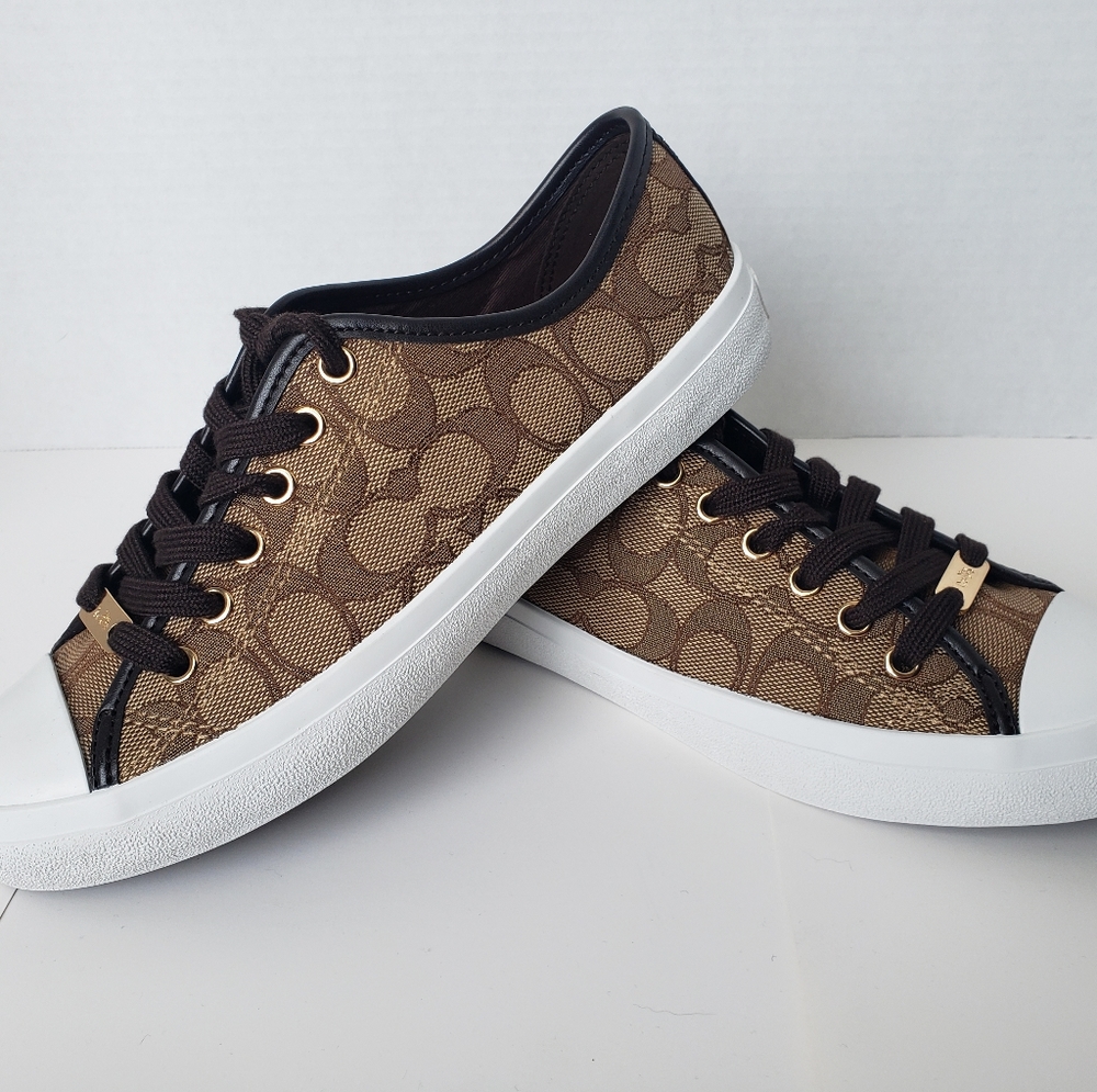 Womens Casual Sneaker